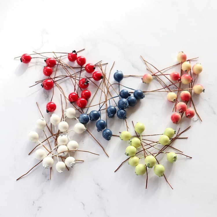 Simulated plant crafts, creative immortal flowers, simulated blueberry berry caryopses, home decoration and wedding supplies