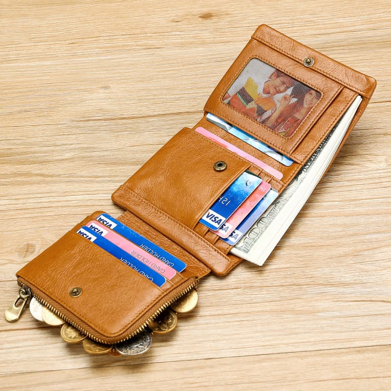 Men's Retro Multi-Functional Large Capacity Coin Purse Three-Fold Leather Wallet Oil-Wax Leather Wallet Durable Daily Accessory