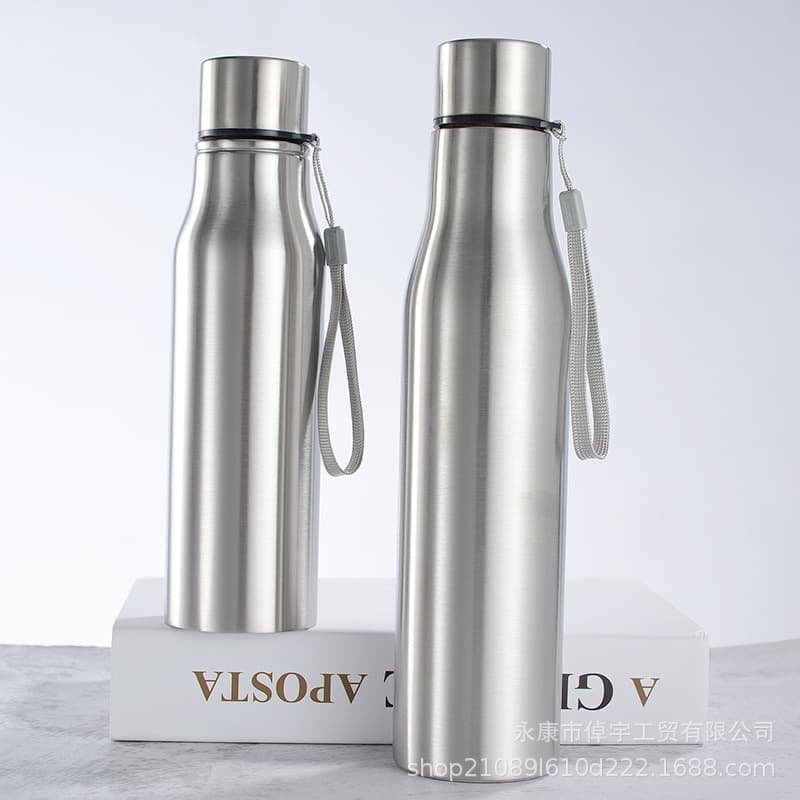 Single-walled stainless steel sports water bottle with handle, stainless steel handle cup, side-hanging beer bottle, country-style cup.