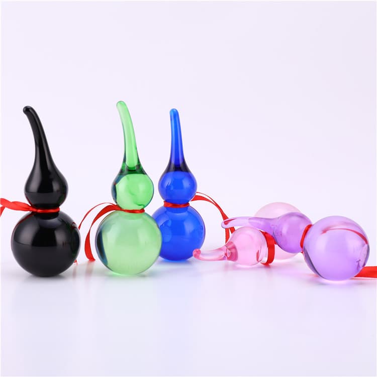 Crystal gourd ornaments, colorful, for warding off evil spirits and attracting wealth. Wholesale Feng Shui items for home decoration.