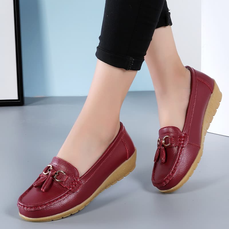 2025 New Season Women's Shoes, Genuine Leather, Two-Layer, Middle-Aged and Elderly, Mother's Shoes, Wedge Heel, Nurse's Casual Shoes