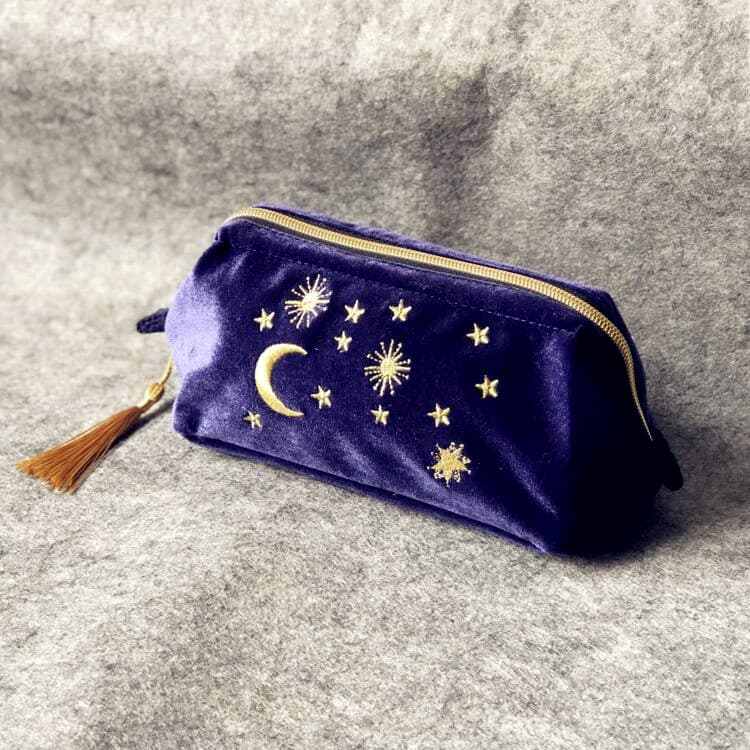 In Stock Cross-border Amazon Popular Embroidery Large Capacity Cosmetics Ins High-grade Flannel Cosmetic Storage Bag