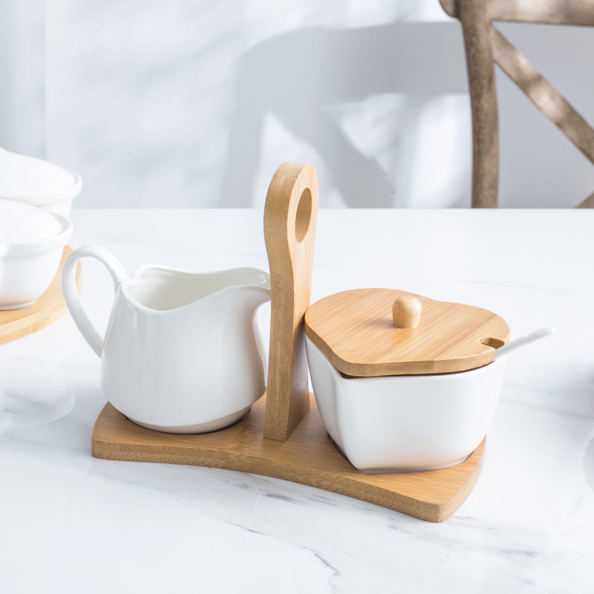 Spot Amazon Pure White Ceramic Sugar Jar Milk Pot Set with Bamboo Western Food Countertop Cross-border Coffee Set Milk Pot