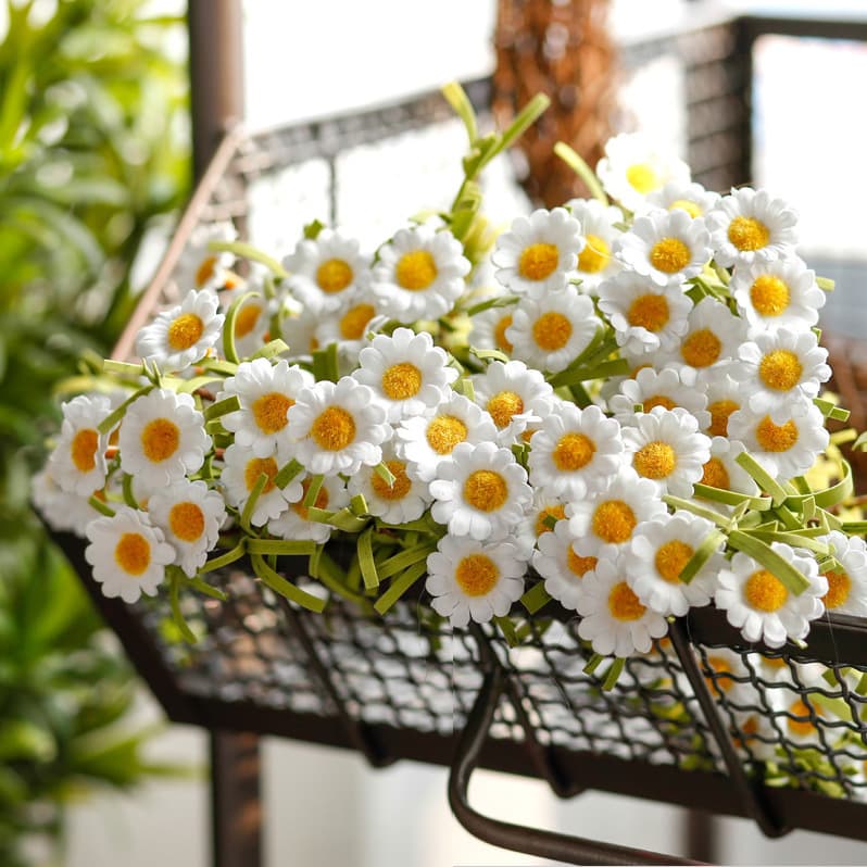 8-Head Artificial Daisy Flower Pastoral Home PE Rubber Flower Silk Flower Fake Flower Jumping Orchid Chrysanthemum Small Wild Chrysanthemum Manufacturer Wholesale