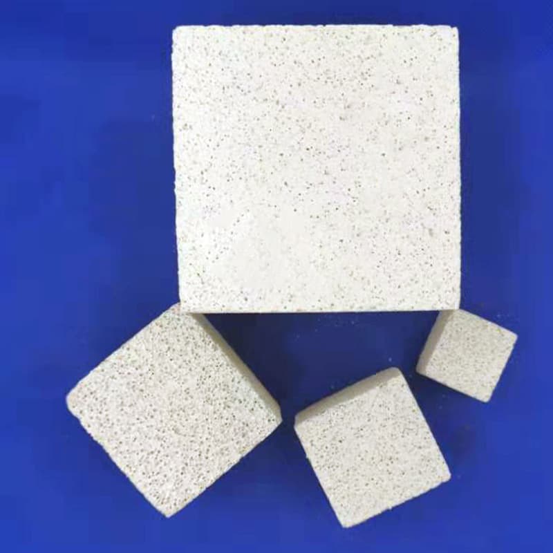 Wholesale High-Calcium Hamster Chew Stones for Rabbits, Chinchillas, Guinea Pigs, and Small Dog Pet Chew Toys