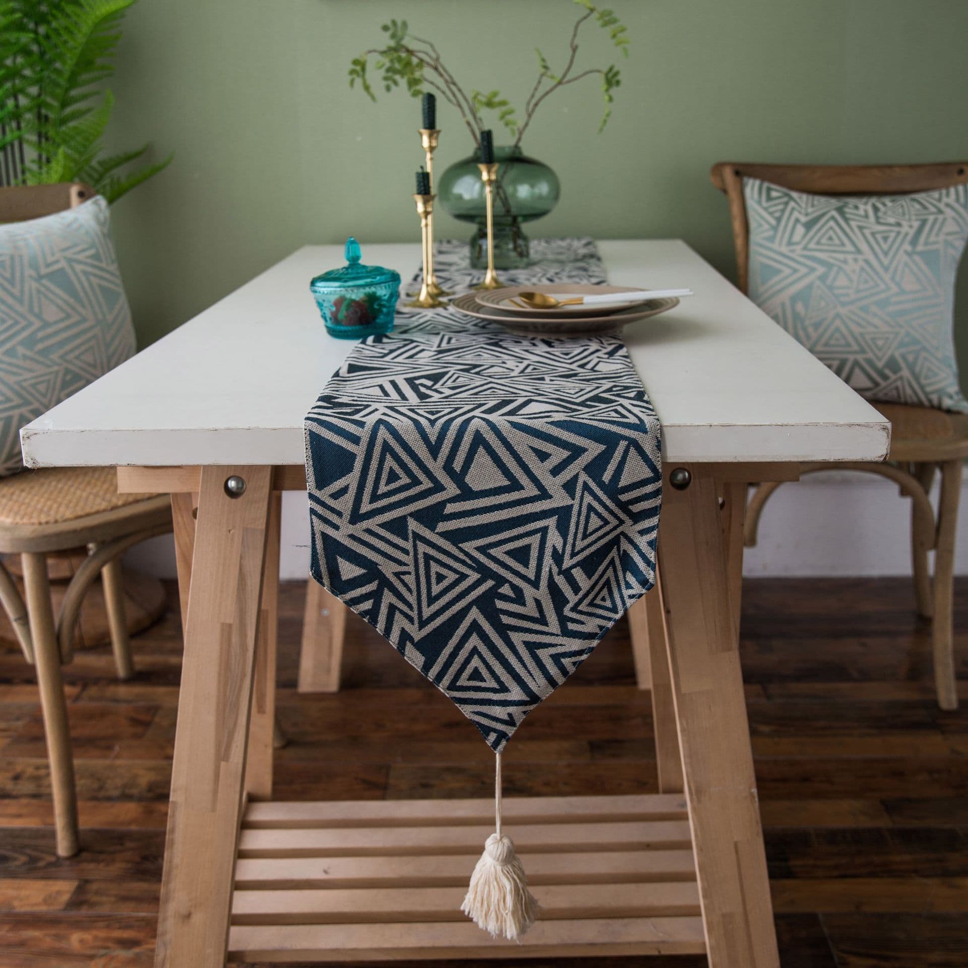 Nordic Jacquard Triangular Table Runner, Coffee Table Flag, Dining Table Flag, Long Tablecloth, TV Cabinet Shoe Cabinet, Drop Shipping
