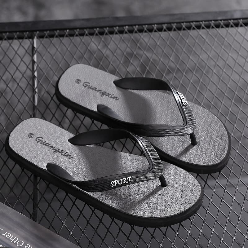 2023 Men's Stylish Flip Flops Summer Non-Slip Fashion Sandals Thong Slippers Beach Shoes Trendy European and American Style