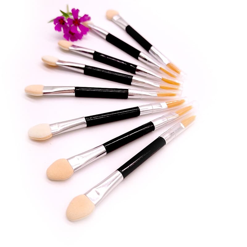 Spot eye shadow brush double-ended eye shadow stick sponge stick disposable makeup tool eye makeup brush multi-standard portable