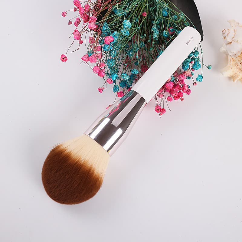 Round head loose powder brush fiber powder contour brush Cangzhou cosmetic brush original wholesale professional grade loose powder brush