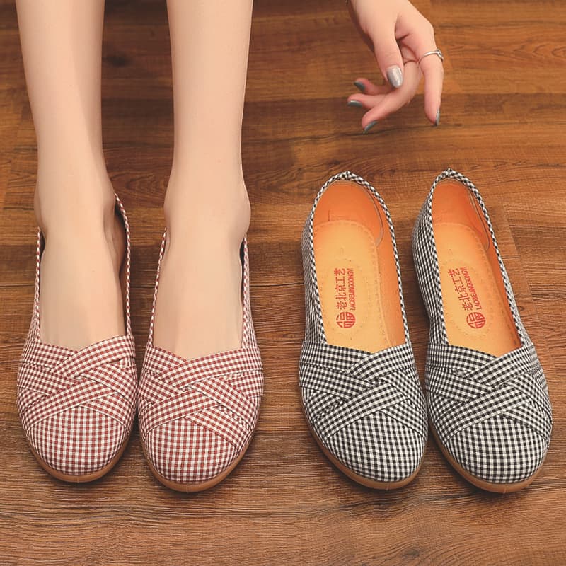 Custom Processing New Women's Shoes Beijing Cloth Shoes Middle-Aged/Elderly Mother Shoes Roomy Comfortable Slip-Resistant Women's Flats