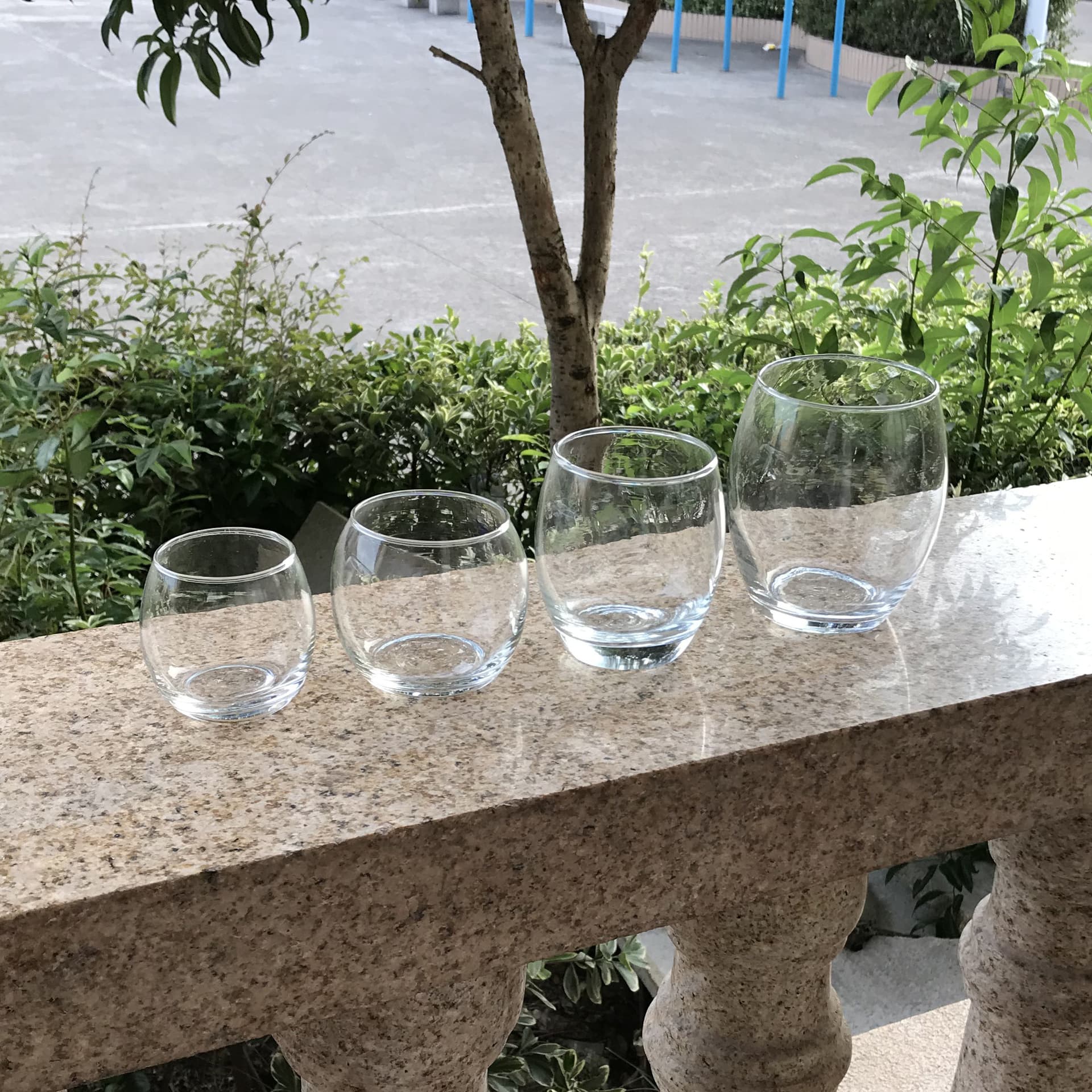 Machine blown transparent egg-shaped glass cup jar wax glass wax cup glass small fish tank mini hydroponic glass bottle wholesale