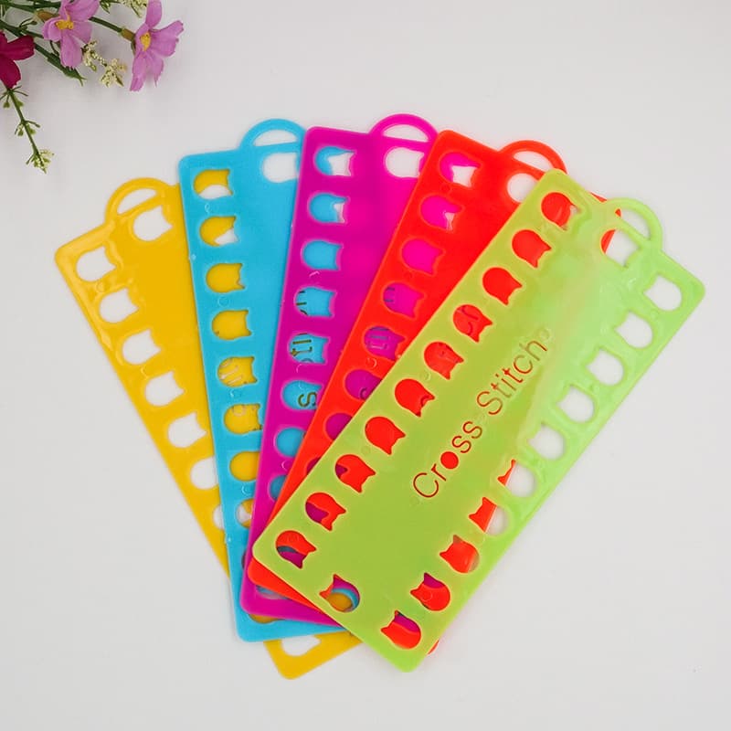 Mengfang Cross-Stitch Factory Direct Colorful Plastic 20-Hole Threading Board Special for Suzhou Embroidery and Embroidery Winding Board