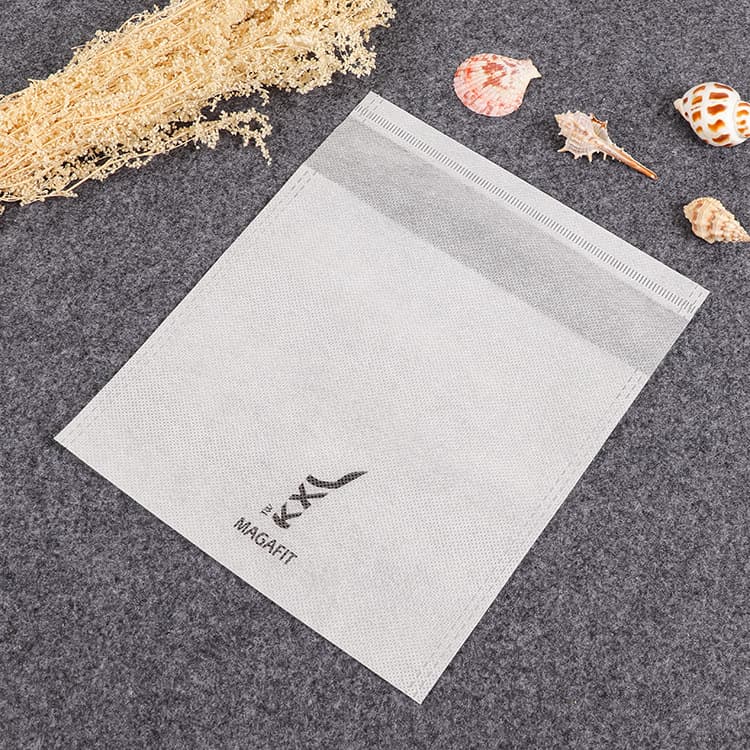 Non-woven fabric special insect-proof and bird-proof fruit bagging grape fruit non-woven bagging fruit tree bagging