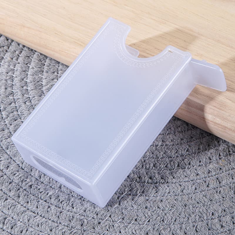 20-pack portable transparent plastic cigarette case, soft and hard pack, women's cigarette case, multiple styles and options available.