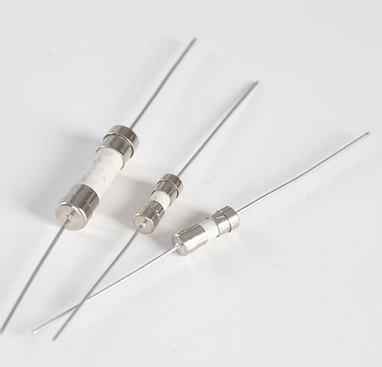 Manufacturer in stock supply glass tube fuse, ceramic tube fuse car insert fuse holder