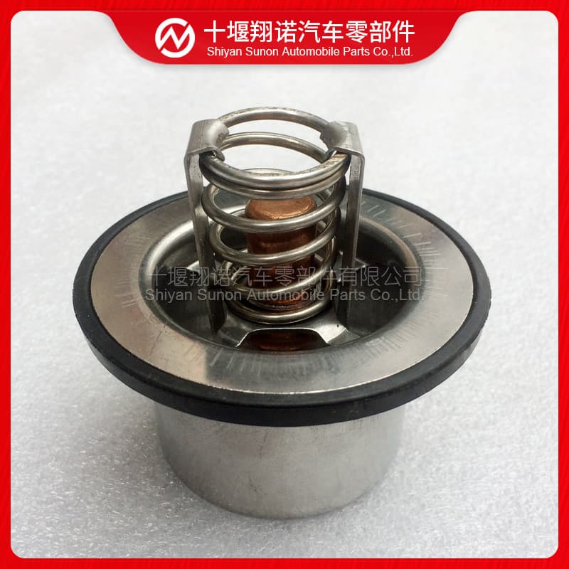 Heavy-Duty Cummins N14 Engine Thermostat 4318947 4973373 4318197 2882757 3335550