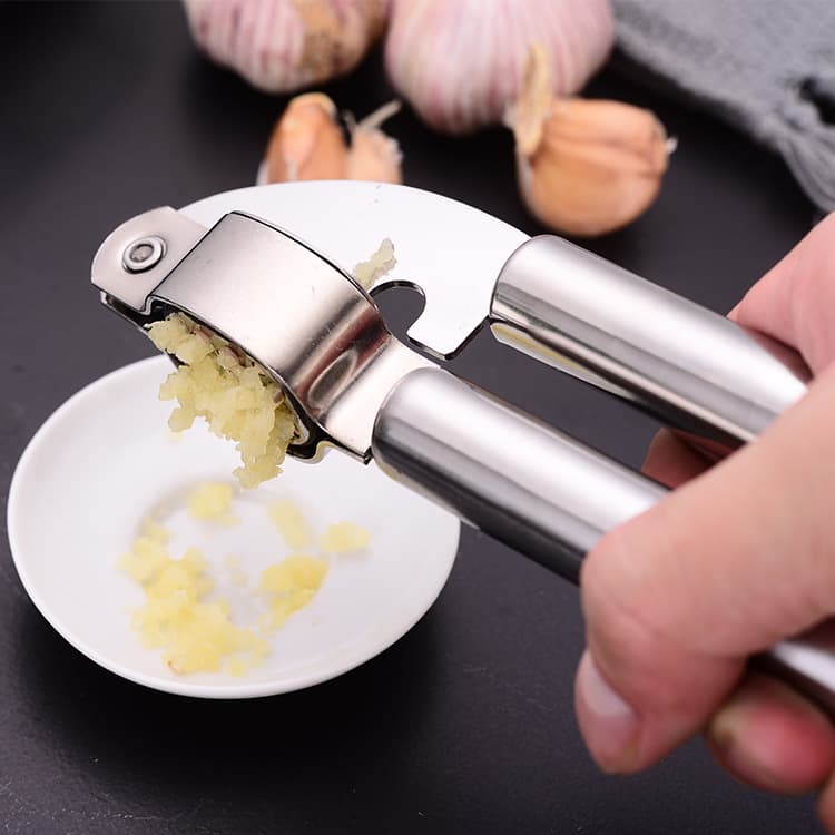 Manual Stainless Steel Garlic Press Home Kitchen Garlic Masher Peeler Squeezer Puller Puree Daily Use Cooking Utensils