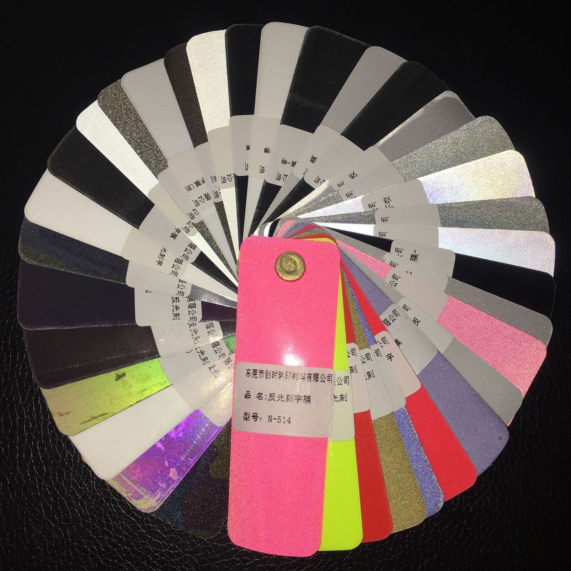 Clothing bright silver reflective lettering film TPU reflective silver reflective material PES high-bright heat transfer reflective heat sticker