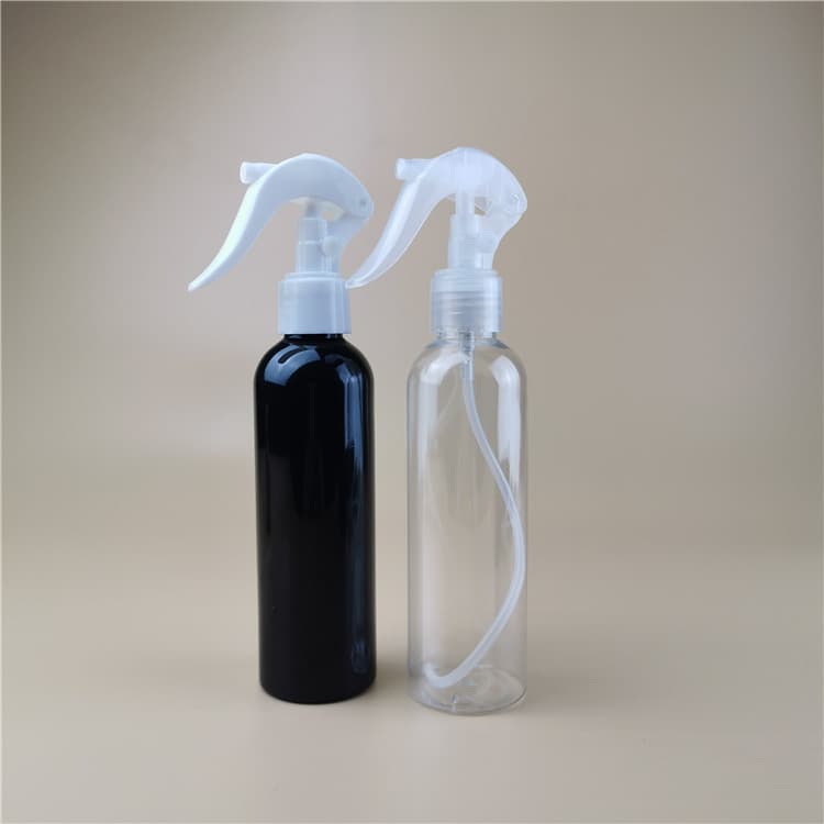 Thickened 200ml mouse-shaped fine mist spray bottle, PET transparent watering pistol spray bottle, black plastic bottle.