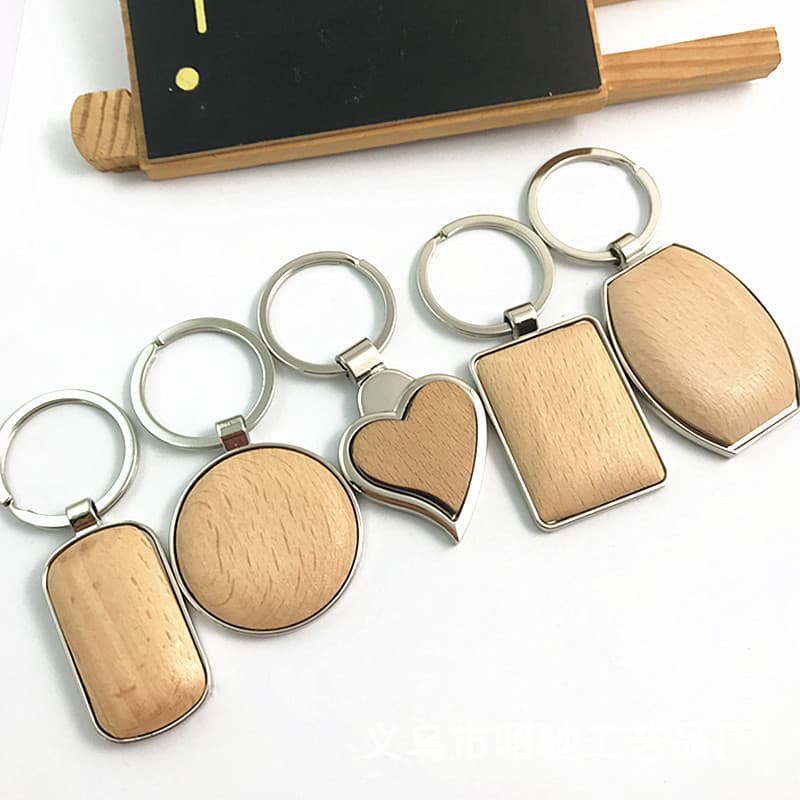 Metal wood keychain, wooden pendant, heart-shaped oval, beech wood keychain, creative promotion