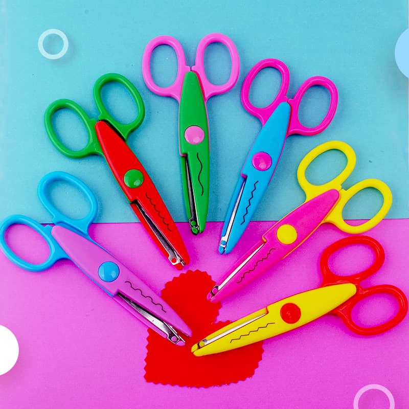 Paper Cutting Scalloped Scissors for DIY Albums, 5-inch Children's Scallop Scissors, Kindergarten Photo Scissors Direct Supply