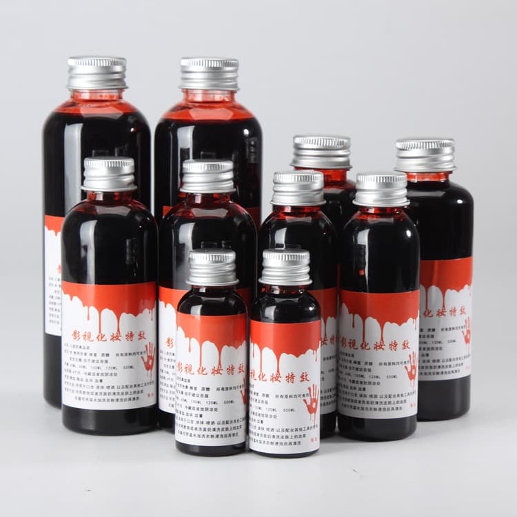 Halloween Blood Plasma Props, Artificial Fake Blood Capsules Vomit Bags Realistic Vampire Teeth Simulation, Fake Blood