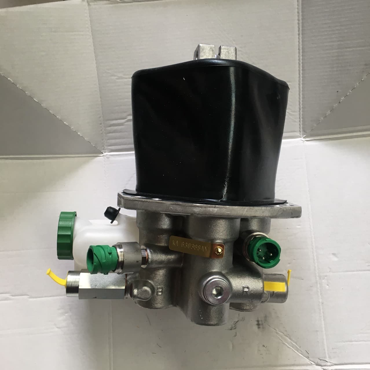 Transmission Shift Cylinder for Mercedes-Benz Pump Truck 3341, Mercedes-Benz Truck Parts, Mercedes-Benz Pump Truck Accessories