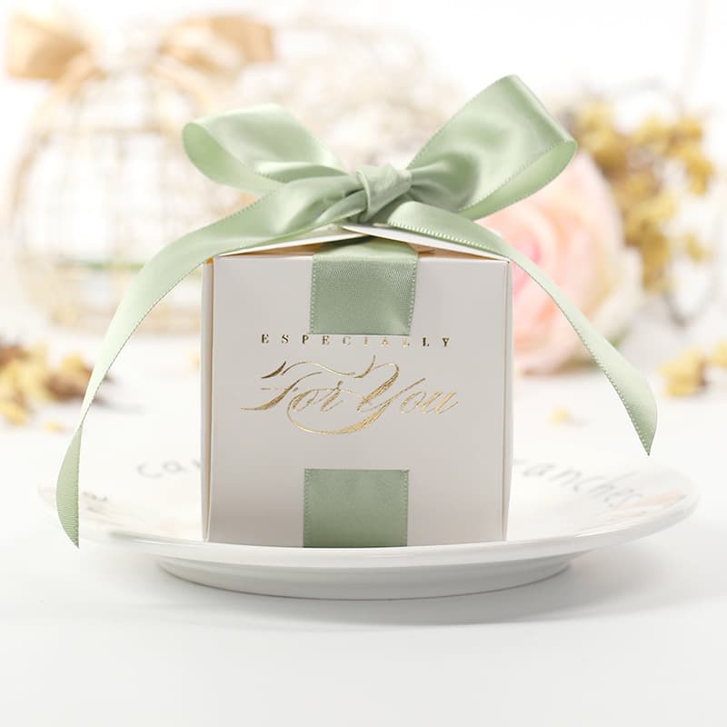 Foil Green White Purple Small Candy Box European Vintage Style Wedding Favors Simplistic Design Candy Holder