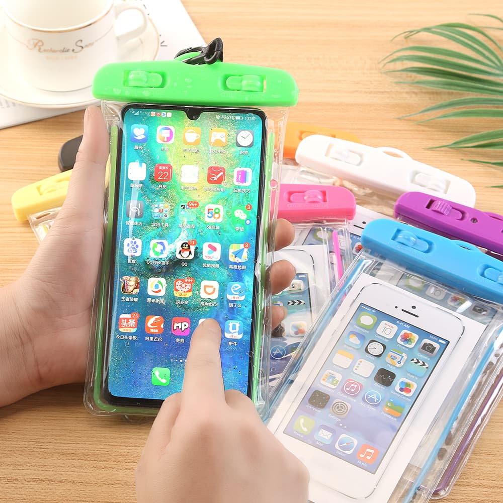 Glow-in-the-dark waterproof phone case, outdoor sports neckband phone case, PVC swimming fluorescent waterproof bag, manufacturer wholesale.