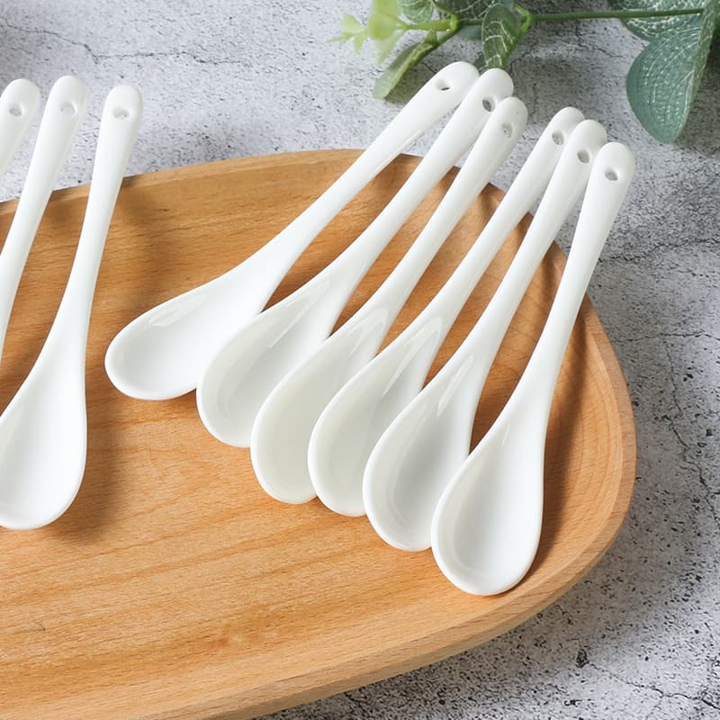 Ceramic Spoon Zakka Small Spoon Coffee Stirring Spoon Creative Long Handle White Spoon Soup Spoon Seasoning Spoon Gift