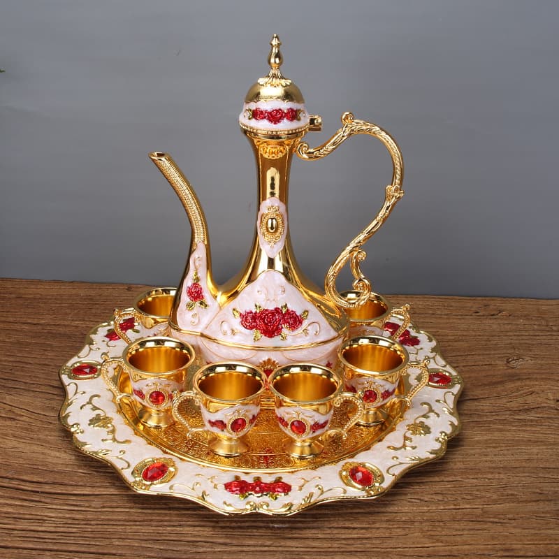 Russian liquor glass set, European style household creative personality liquor cup, high-end small wine glass and flask set