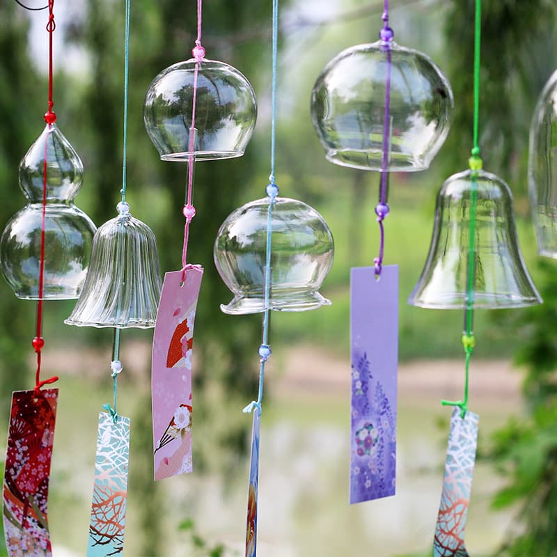 Factory wholesale glass wind chimes, student DIY graffiti hand-painted wind chimes, Spring Festival outdoor decorations for scenic spots