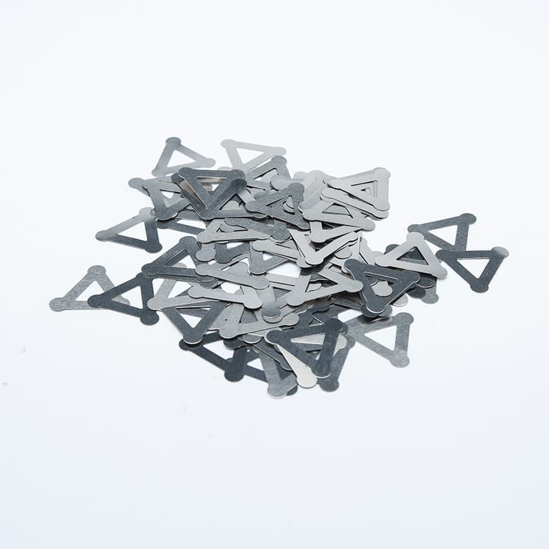 18650 triangular lithium battery pack lead-out strips, nickel-plated steel strips, 1 kg pack battery strips, spot welding lead-free solder strips.