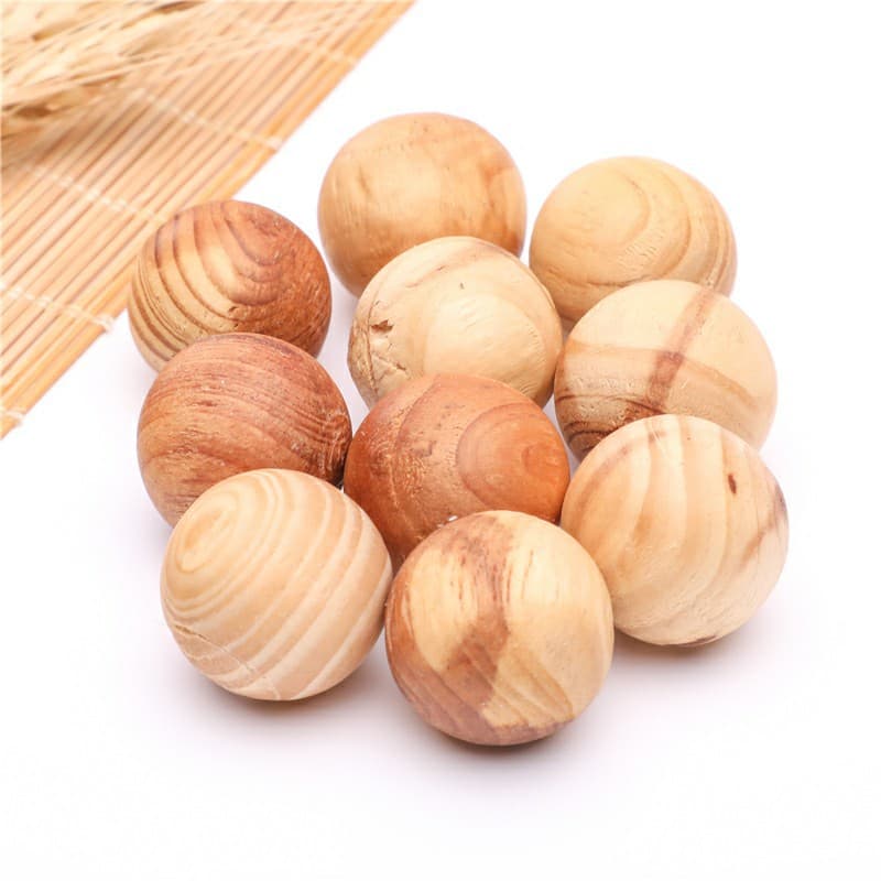 Wood blocks and strips for wardrobe camphor balls, wooden beads and spheres, $2 store daily goods, 10-piece pack wardrobe deodorizing balls.