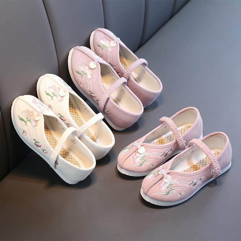 Girl's Horse Face Skirt Shoes, Old Beijing Traditional Cloth Shoes, Dance Shoes, White Shoes, Traditional Embroidered Shoes, Children's Hanfu Shoes
