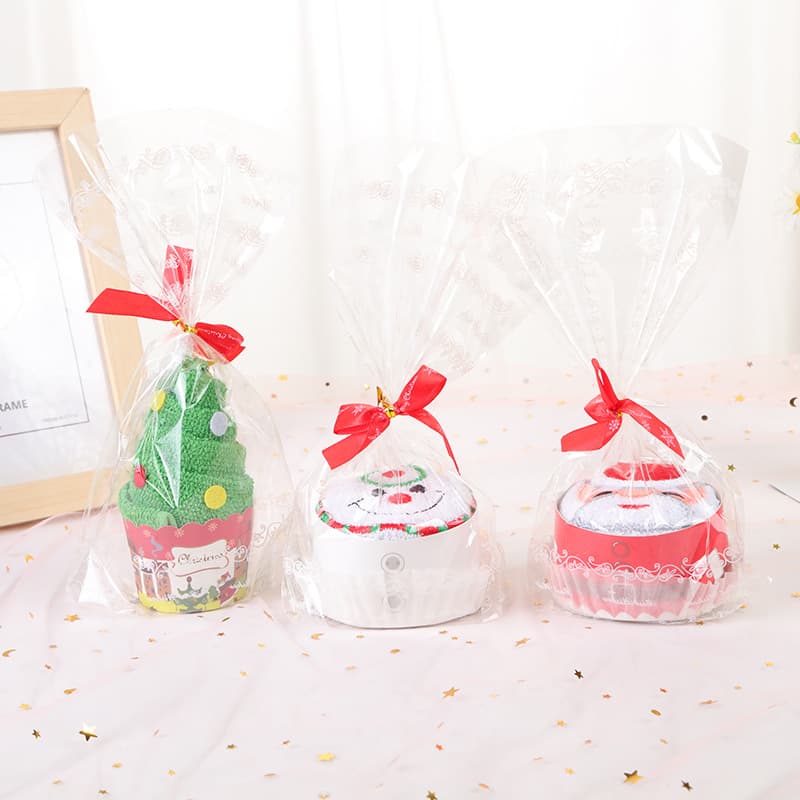 Santa Claus cake towel, creative Christmas gifts for corporate events, wholesale Christmas tree towels