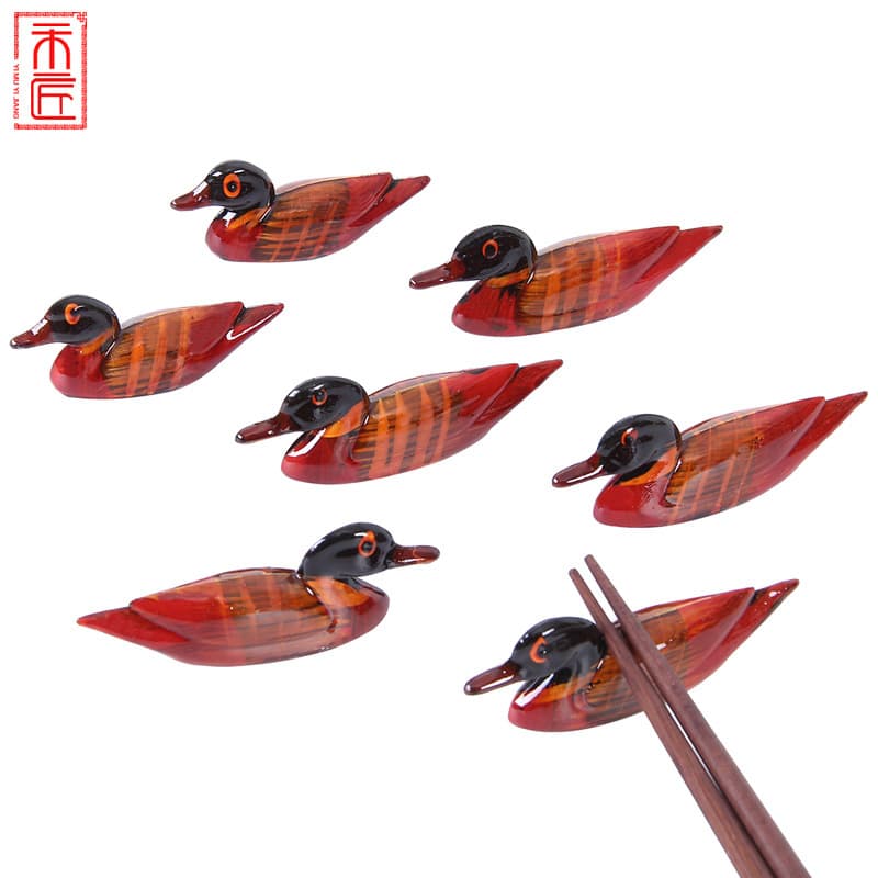 Creative and cute animal chopstick rests, mandarin duck chopstick holders, restaurant and hotel duck chopstick pillows, wholesale decorative chopstick rests