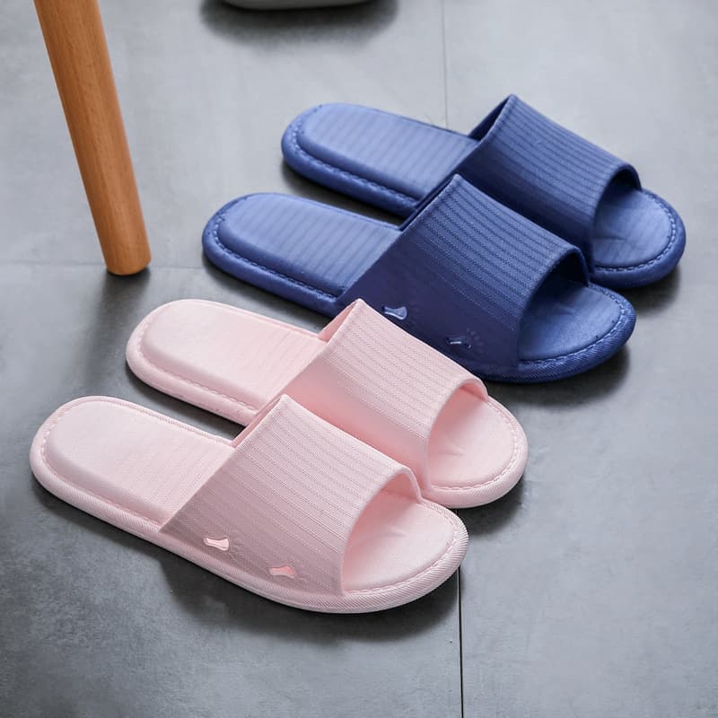 Reputable manufacturer of women's slippers, summer sandals, home and bathroom slippers, men's summer shoes.