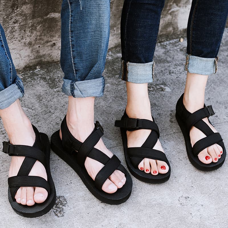 Men's Summer Fashionable Trendy Outer Wear One-word Slippers Korean Style Cool Beach Shoes Casual Couple Sandals