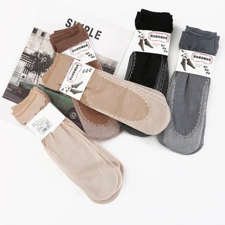 Spring summer short pantyhose women ultra-thin nude transparent anti-snag mid-calf cotton sole non-slip body stocking wholesale WAZI