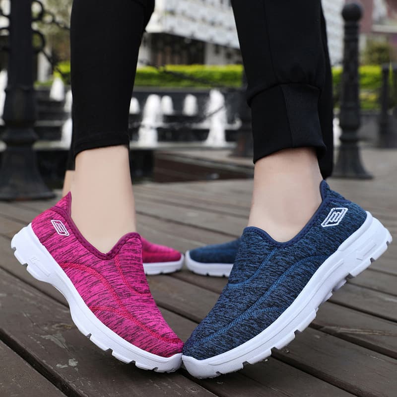 Men's Soft Sole Slip-on Shoes, Breathable Walking Shoes for Women, Sports Casual Shoes for Middle-aged and Elderly, Lightweight Walking Shoes