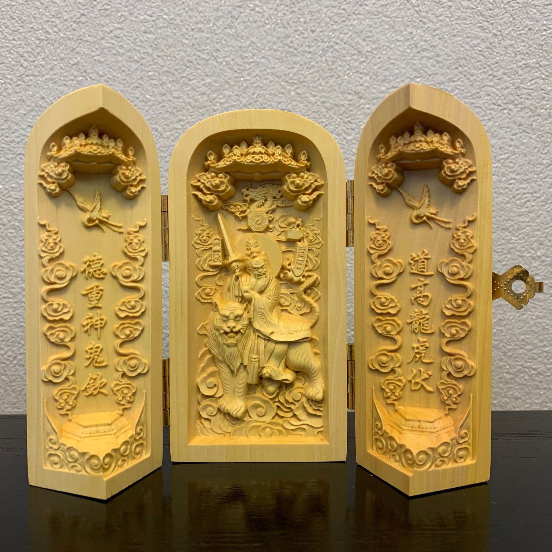 Boxwood Carving Three-Compartment Box: Zhang Tianshi, Zhao Gongming, Jiutian Xuannü, Wenchang Emperor, Three Officials, Emperor, Lingguan, Xuantian Supreme Deity