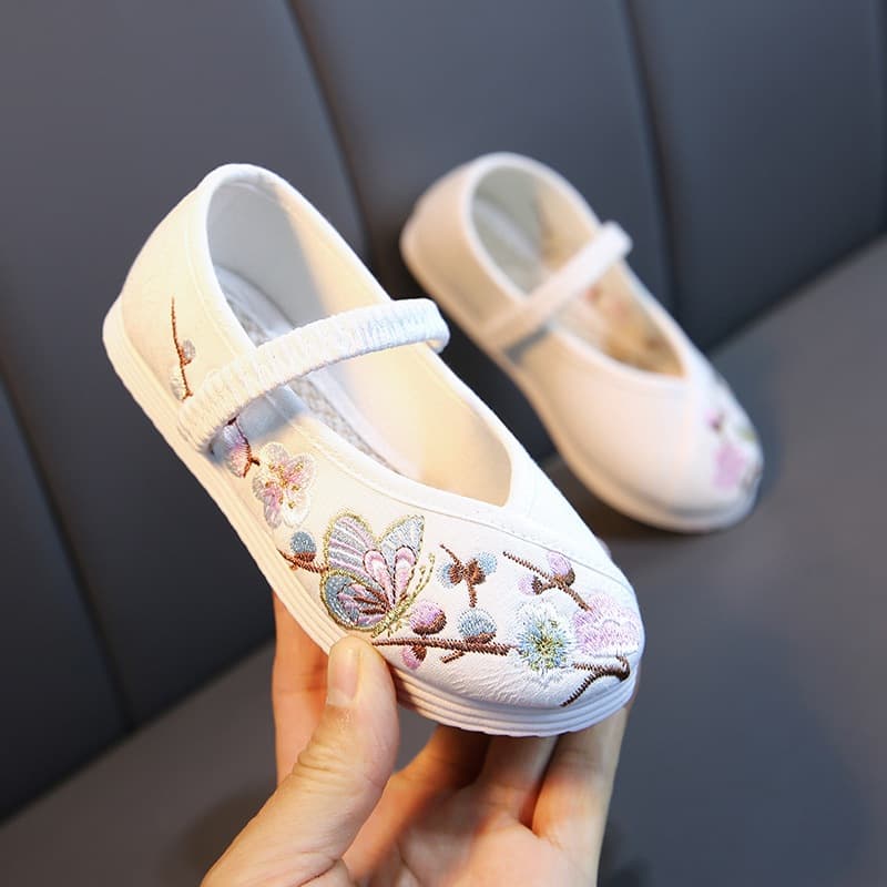 Children's Embroidered Shoes, Tourist Area Chinese Style Hanfu Shoes, Girl's Ancient Style Performance Shoes, Old Beijing Ethnic Style Dance Shoes