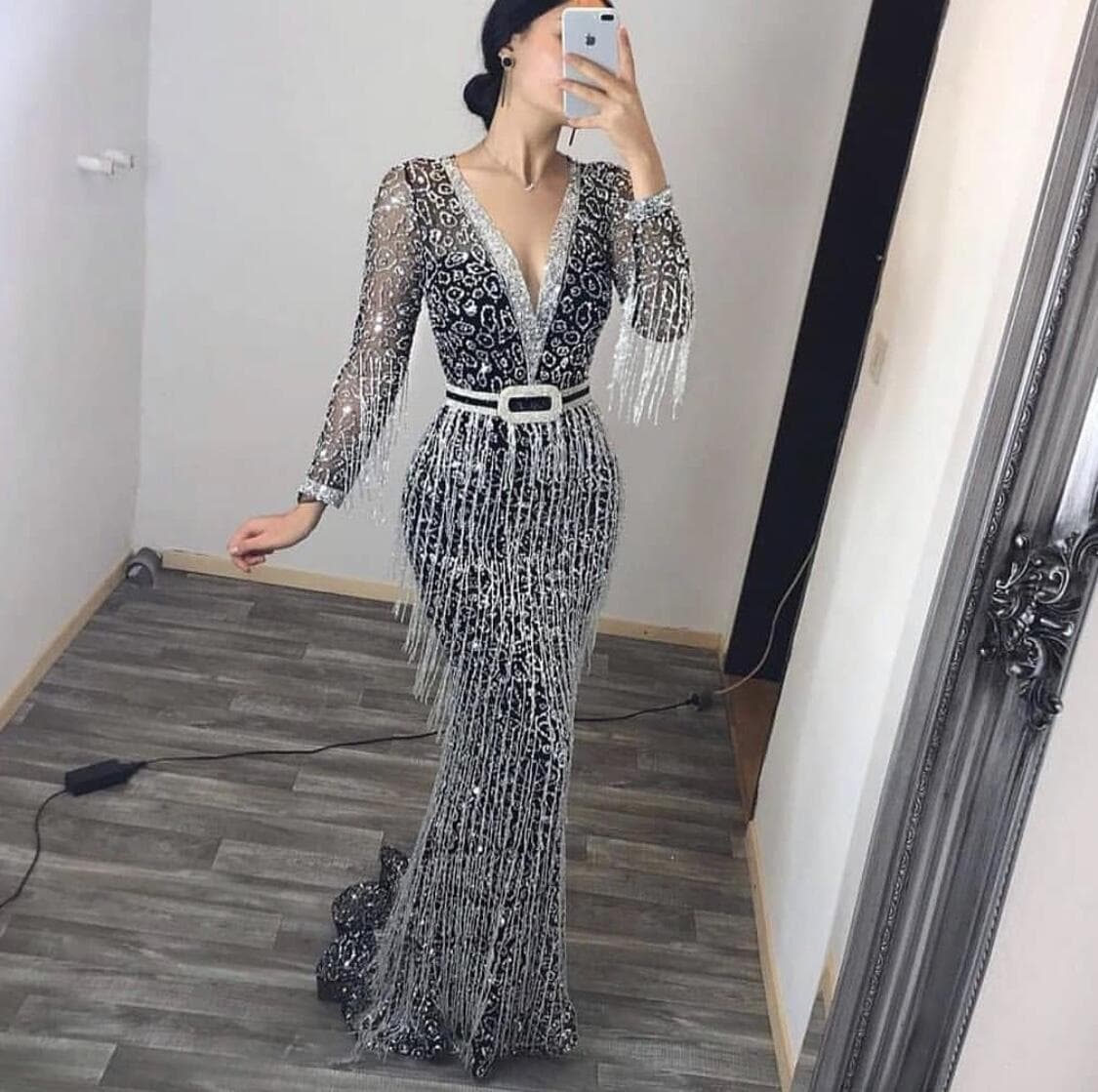 2024 winter European and American foreign trade women's new dress AliExpress Amazon popular long-sleeved sequin tassel dress