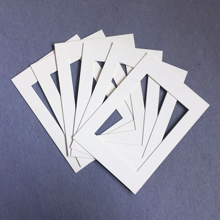 Custom photo frame matting with white cardstock for frames in 7", 8", 10", 12", 16", A4, A3, 4K, 8K sizes, manufacturer direct.