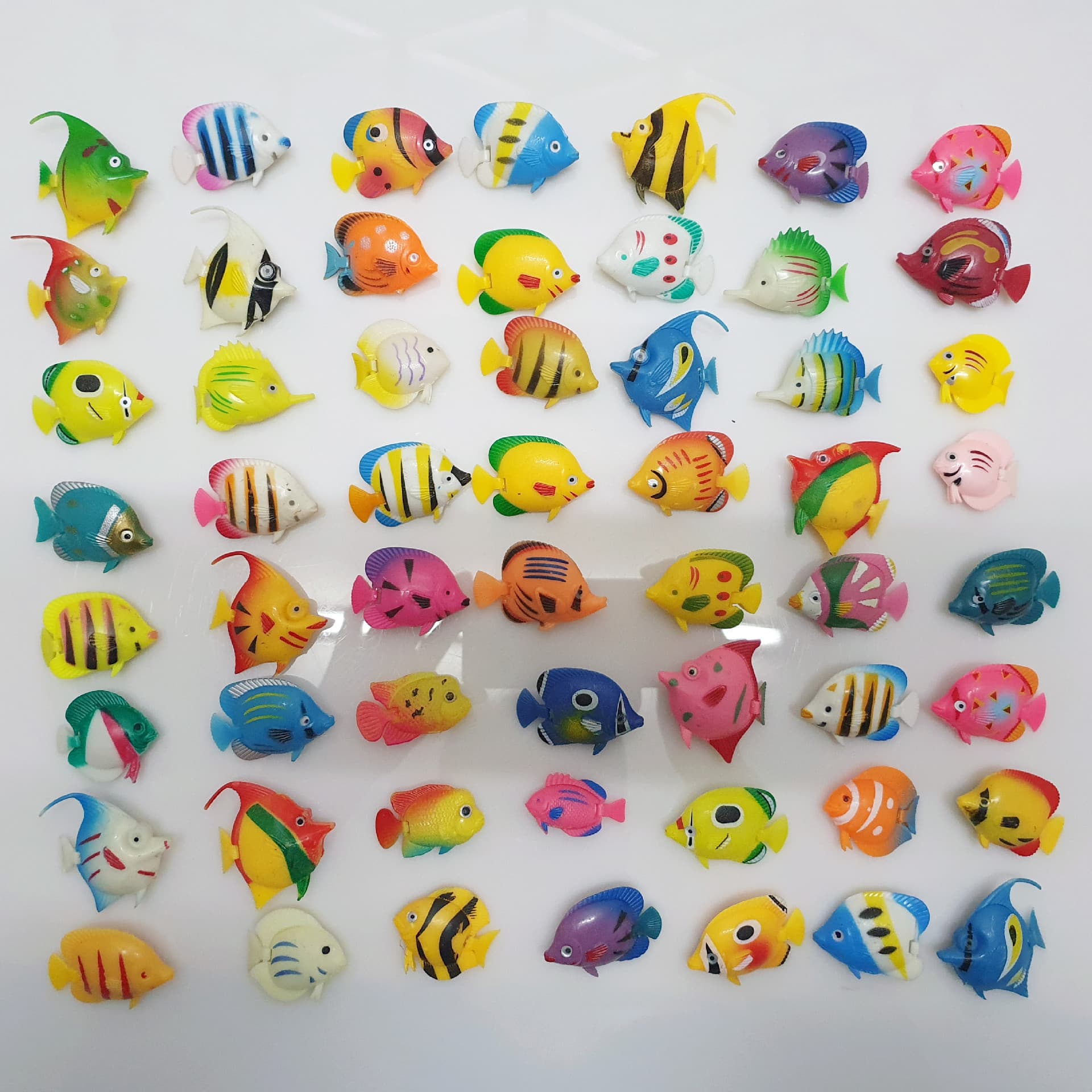Aquarium Fake Fish Plastic Decorative Fish Tropical Fish Tank Floating Fish Standing Fish