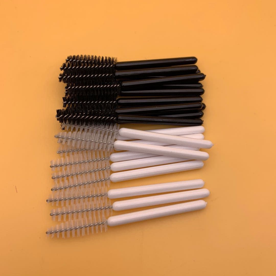 Wholesale Eyelash Brush Lash Extension Brush Disposable Eyelash Brush Mini Eyebrow Brush Short Handle Eyelash Brush 7.3