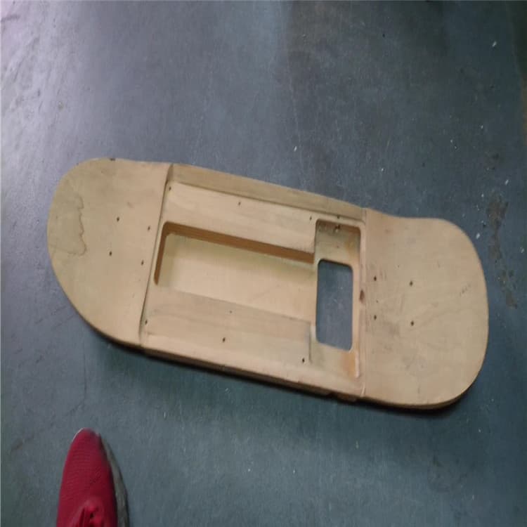 Birch Poplar Eucalyptus Linden Plywood Multi-layer Board Direct Sales, Can Provide Machining and Oiling Services