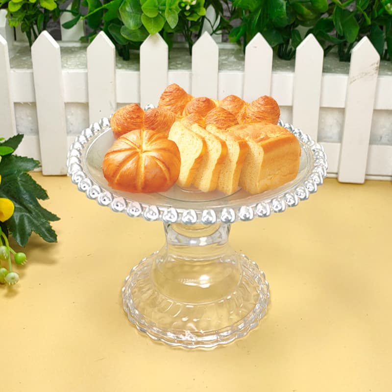 Cross-border e-commerce, European-style transparent plastic cake trays, dessert trays, and venue decorations - factory direct sales.