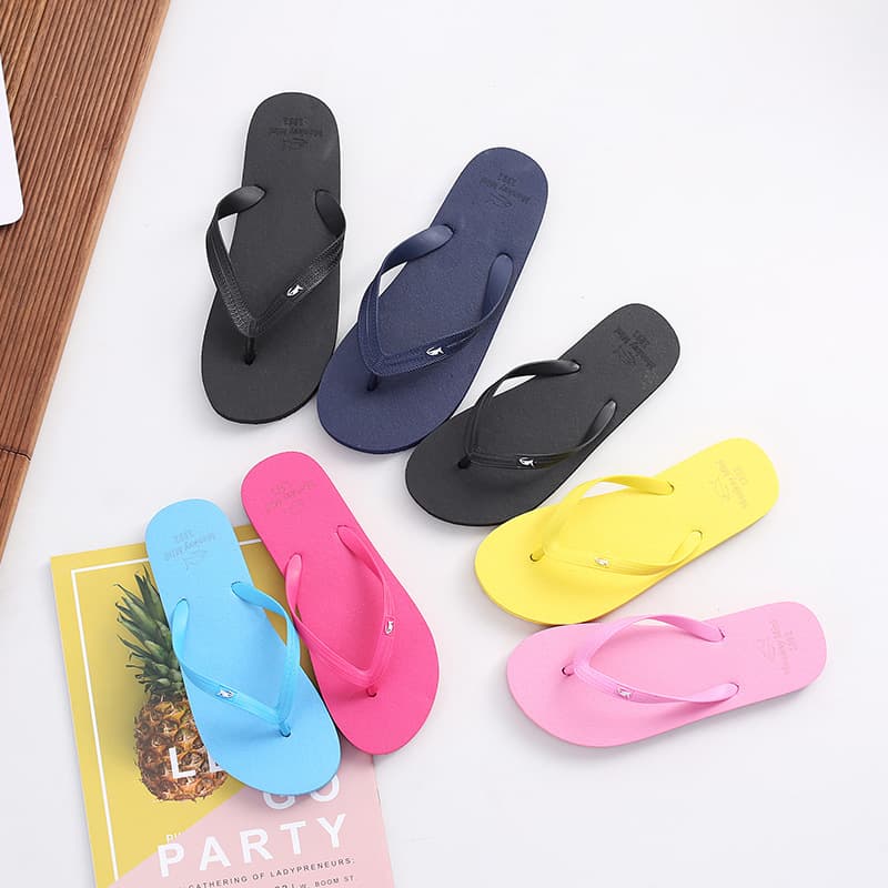 2020 summer men and women rubber solid color couple slippers beach shoes wholesale outer wear flip-flops flip-flops